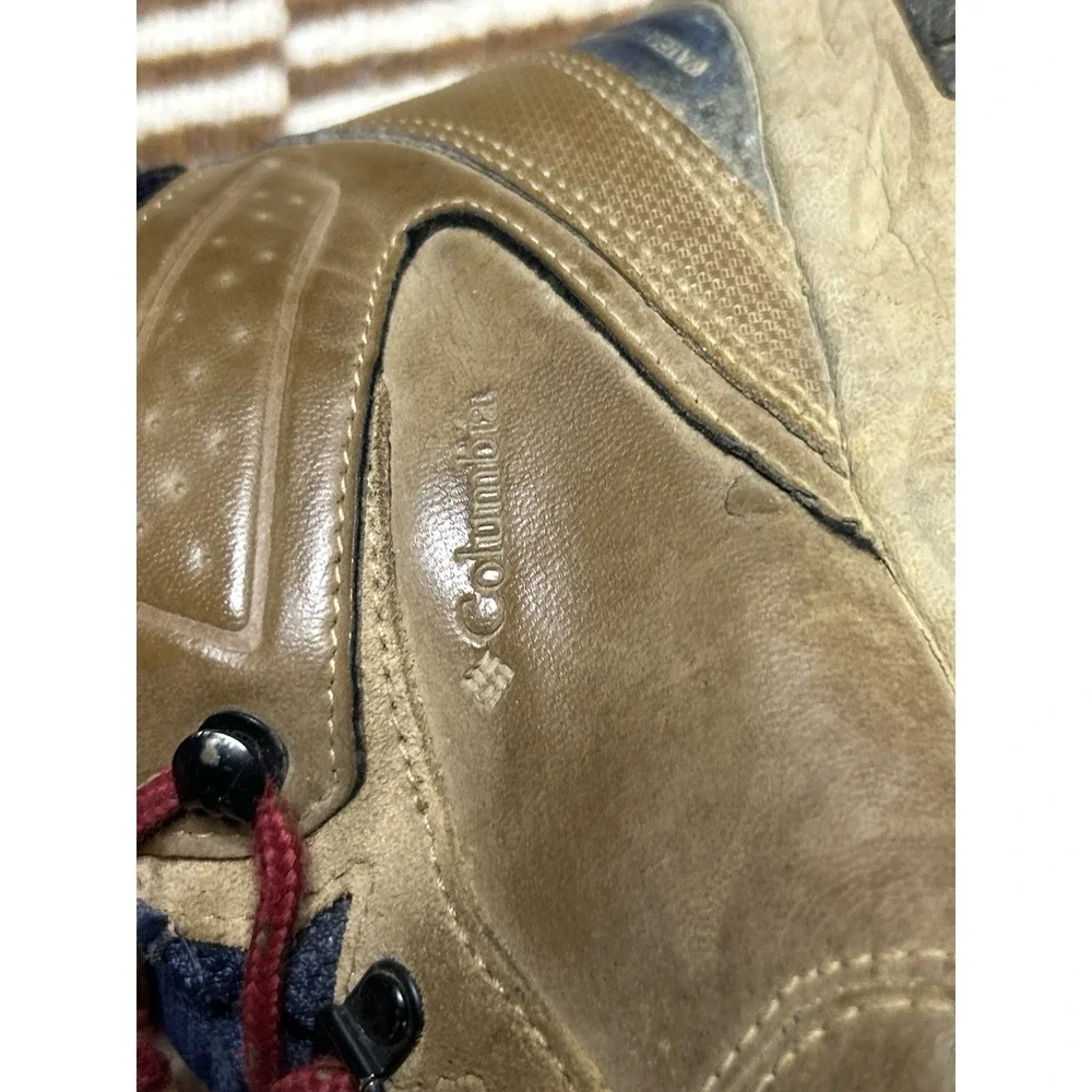 Columbia Newton Ridge Plus II Waterproof Hiking Boots Men's 8 Brown BM3970-234